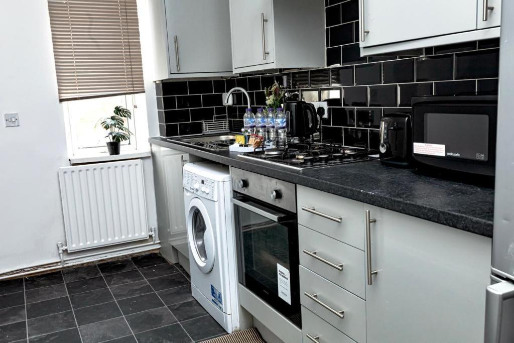 Spacious City Centre 2 Bedroom Apartment - Lt Apartment Leicester Exterior photo